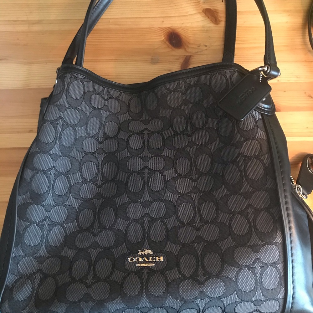 Coach Signature Shoulder Bag Edie Smoke/Black